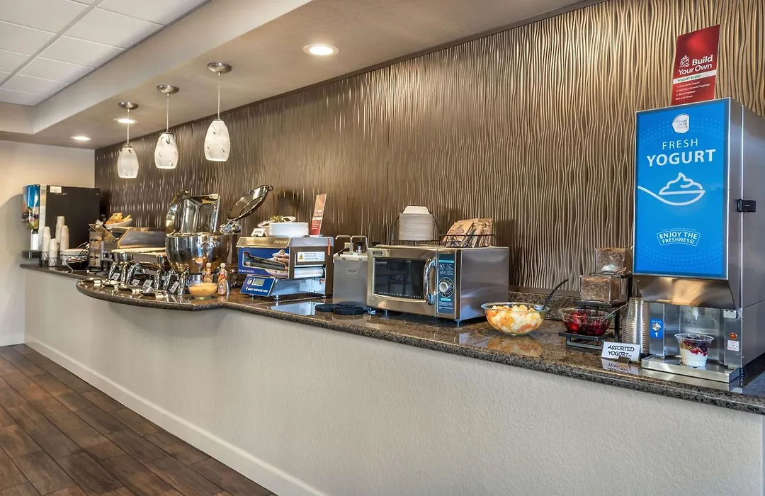 Best Western Plus Peak Vista Inn&Suites-1