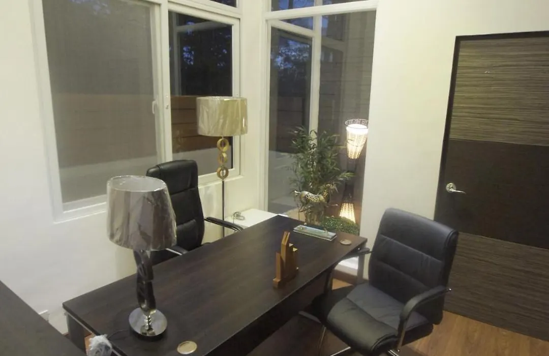 One House 3Br Unit2-1