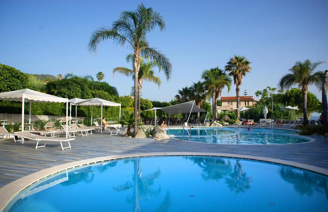 Hotel Village Scoglio Della Galea-1