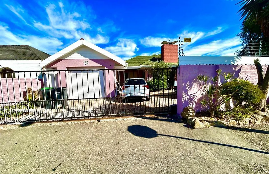 Executive Accommodation Bellville 2-1
