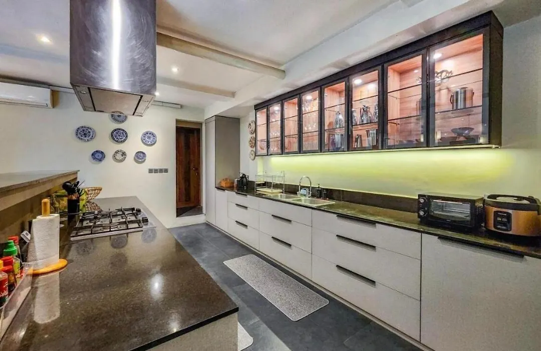 Viva Lavida 4 Bedroom Green Huge Vila Cyn-1