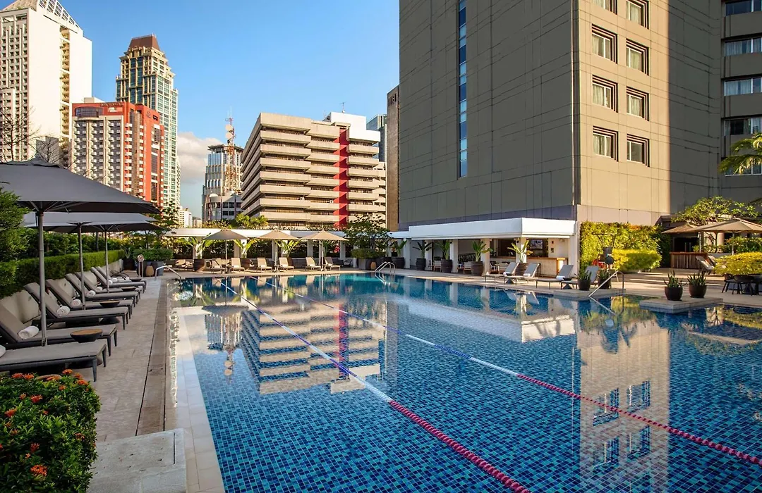 Makati Shangri-La, Manila-1