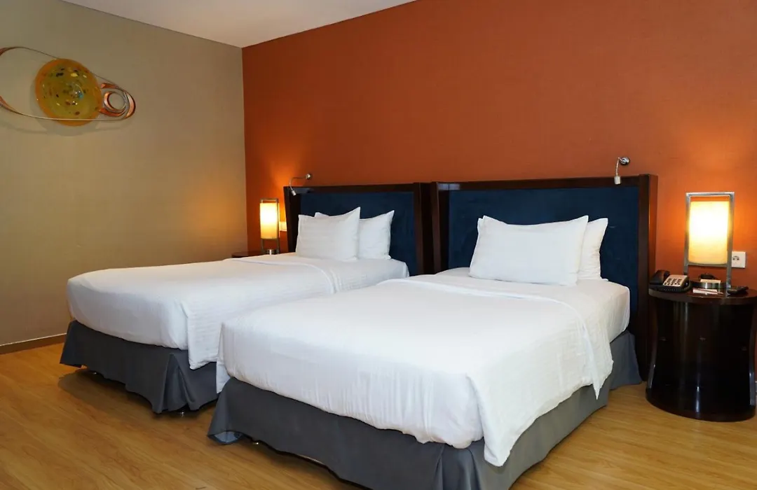 Cambridge Hotel Medan-1