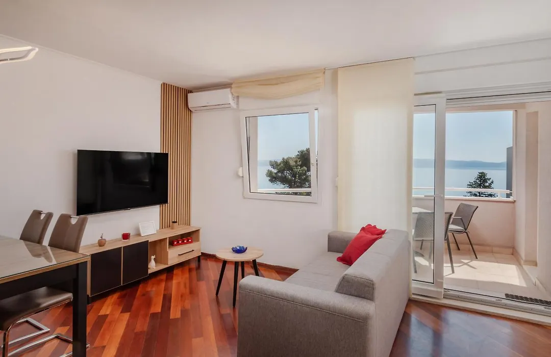Big Modern Two - Bedroom Apartment With Sea View And Balcony - Spalato-1