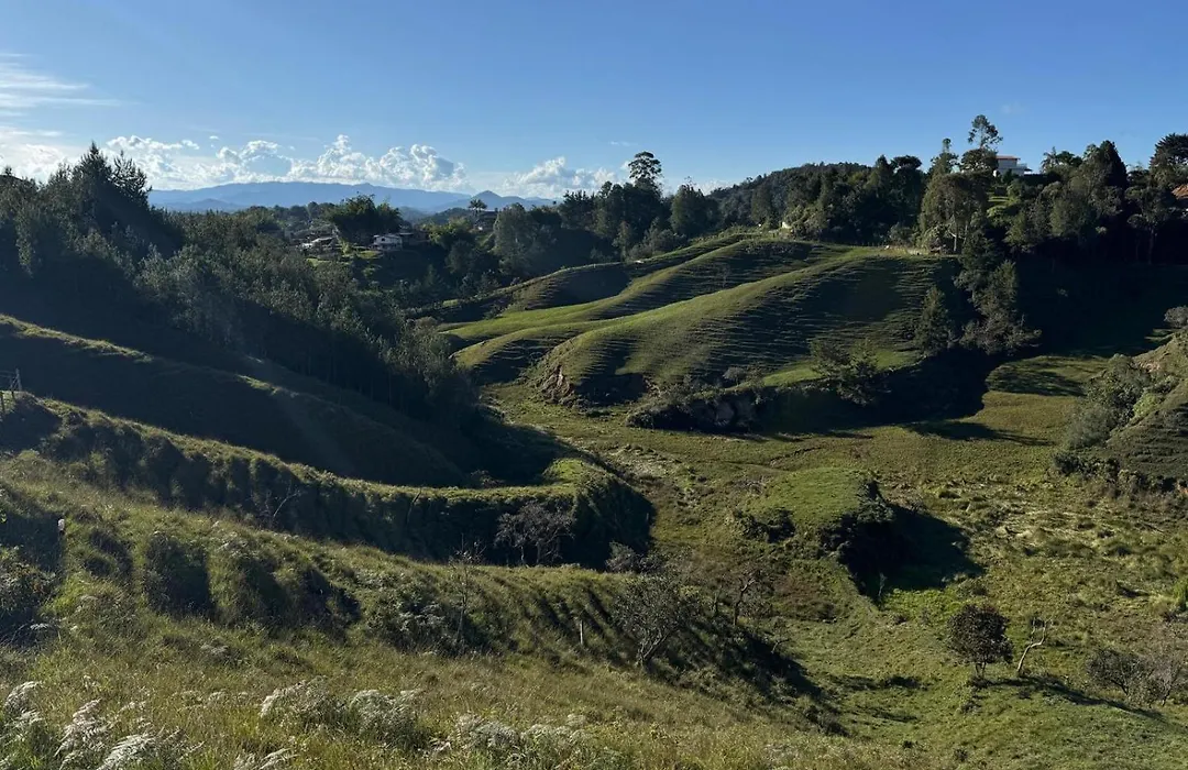 Mountain Home Close To Guatape Pueblo With Jacuzzi-1