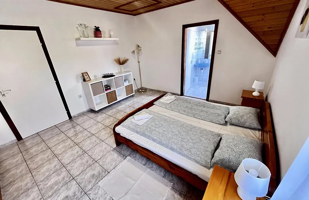Chill Apartman-1