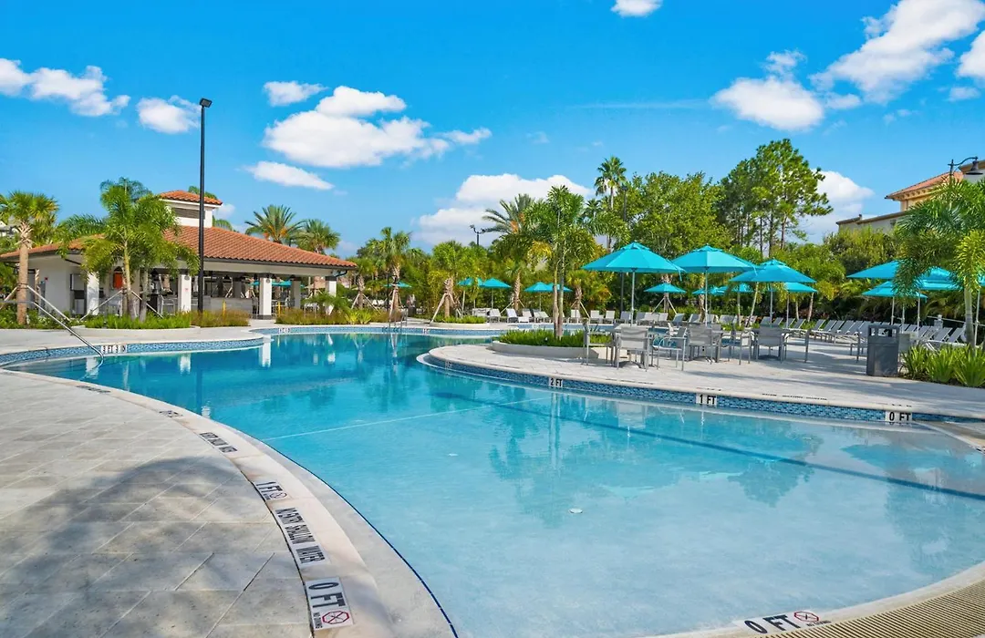 Beautiful Deluxe Condo, Vista Cay - 3023-1