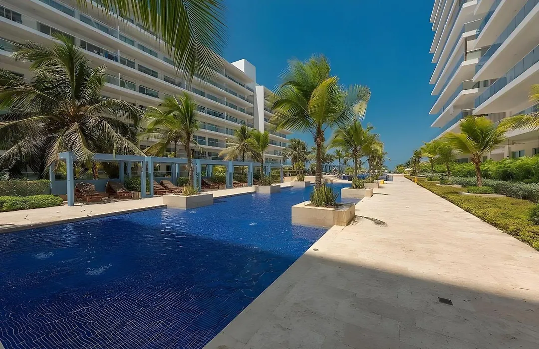 Condominio Frente Al Mar Con Acceso Directo A La Playa Morros Ultra-1