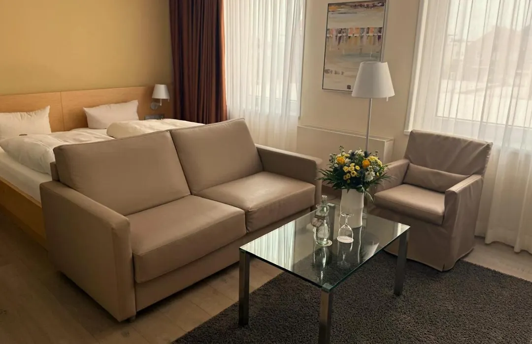 Strandhotel Georgshöhe-1
