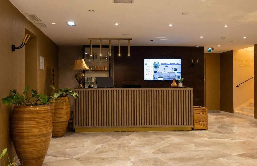 Royal Ariston Hotel-1