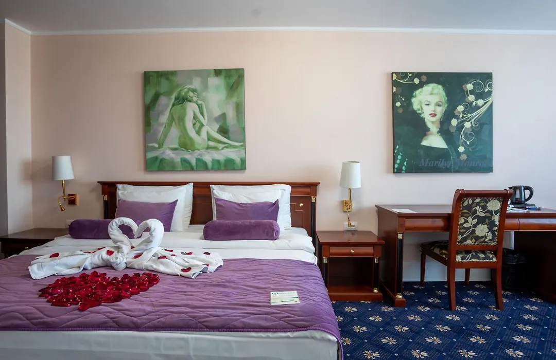 A Hoteli - Hotel Sloboda-1