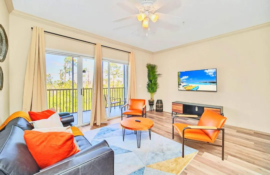 Stunning 2Br Condo With Pool, Near Disney!-1