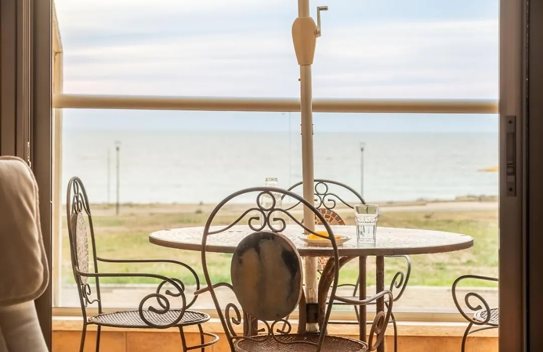 Nahariya Beachside Comfort Stay-1