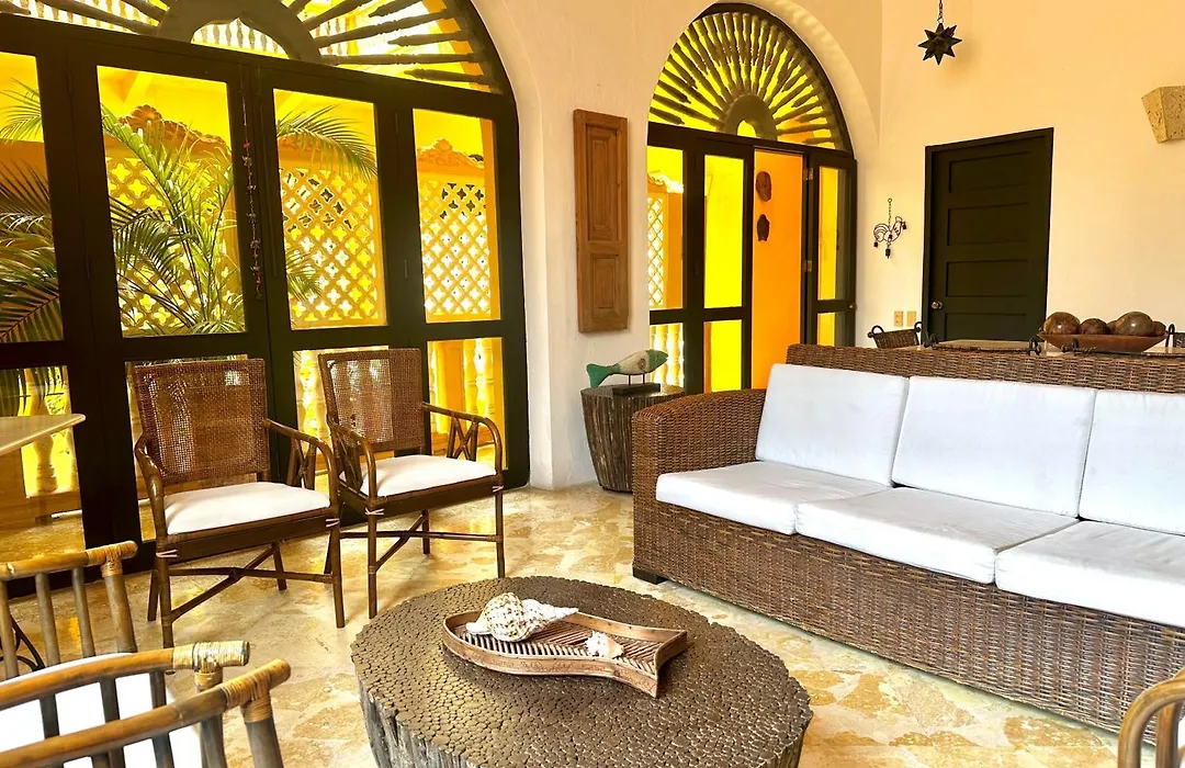By Calamari Homes - El Porvenir 306 Walled City-1