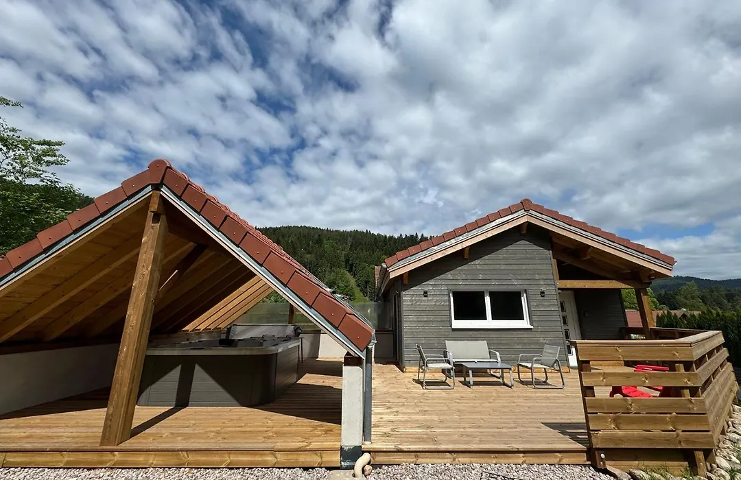 Chalet Du Saut De La Bourrique, Plain-Pied, Spa Couvert, Terrain Cloture-1