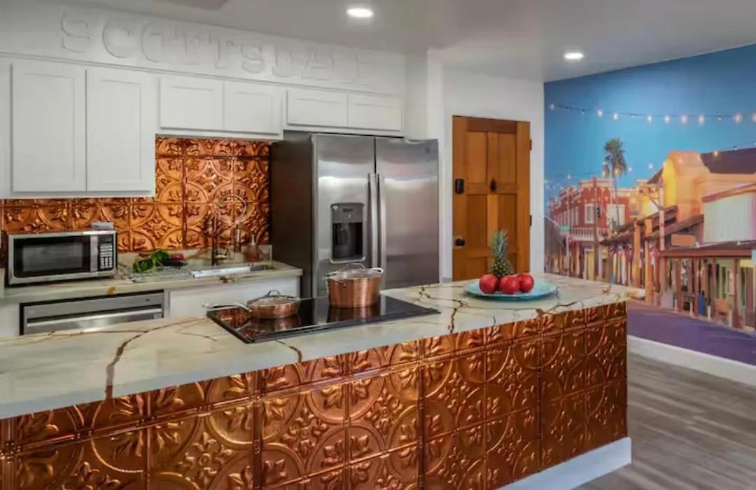 Western Themed Old Town Scottsdale Condo With King Bed And Community Pool-1