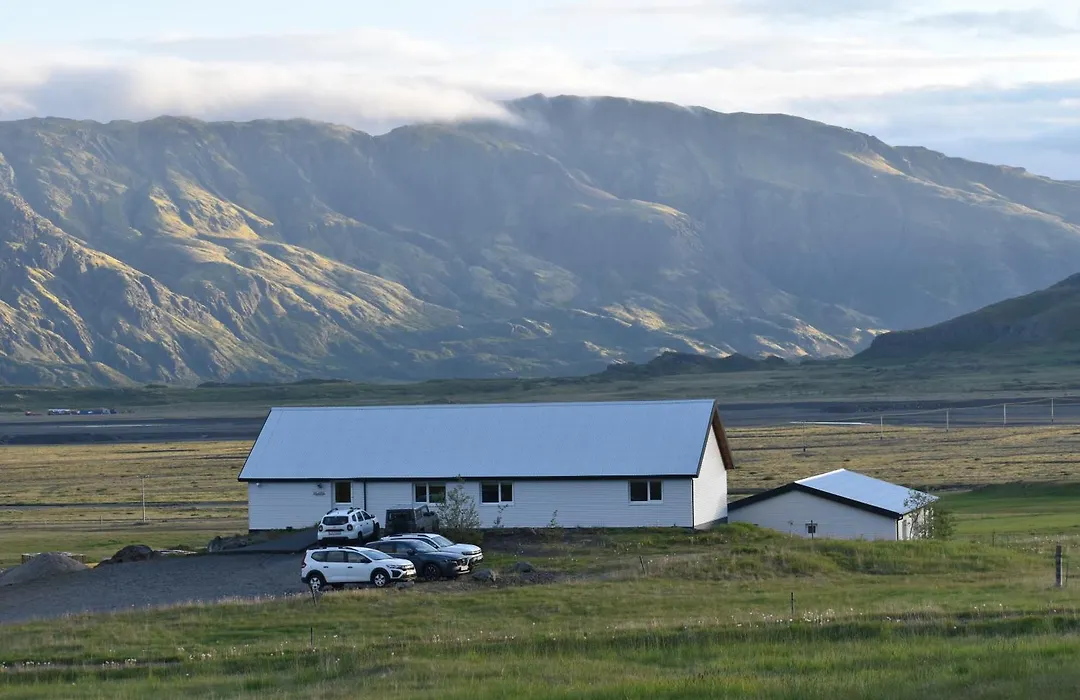 Glacier World - Hoffell Guesthouse-1