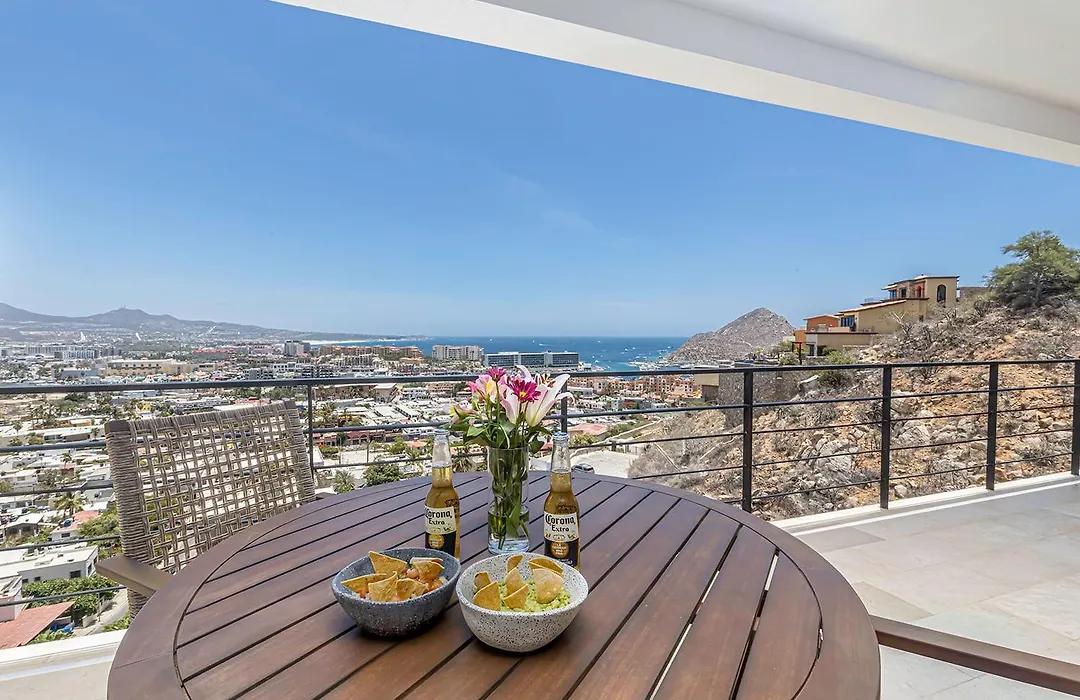 Stunning Ocean Views & Walk To Cabo Marina-1