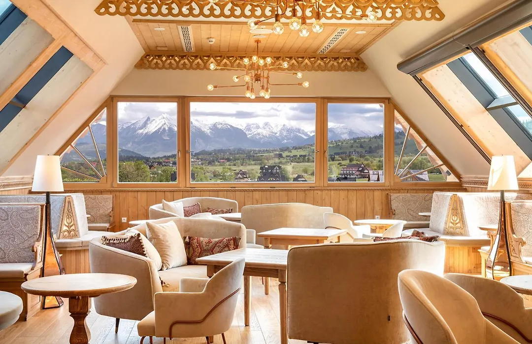Hotel Bania Thermal & Ski-1