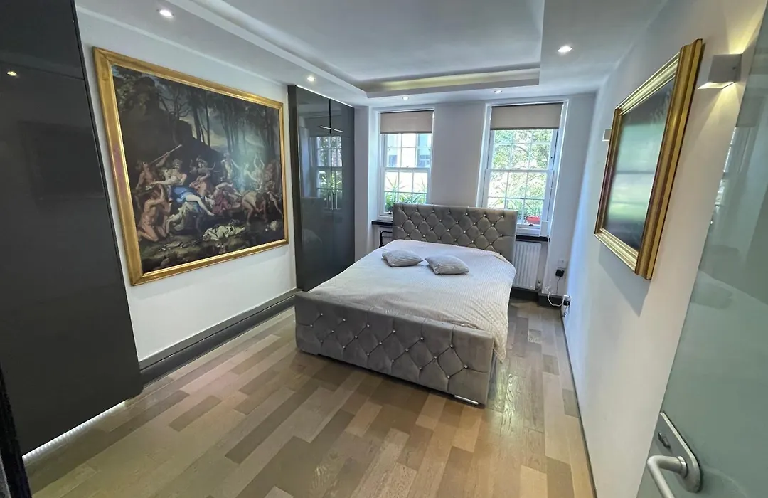 Covent Garden Two Bedroom Flat-1