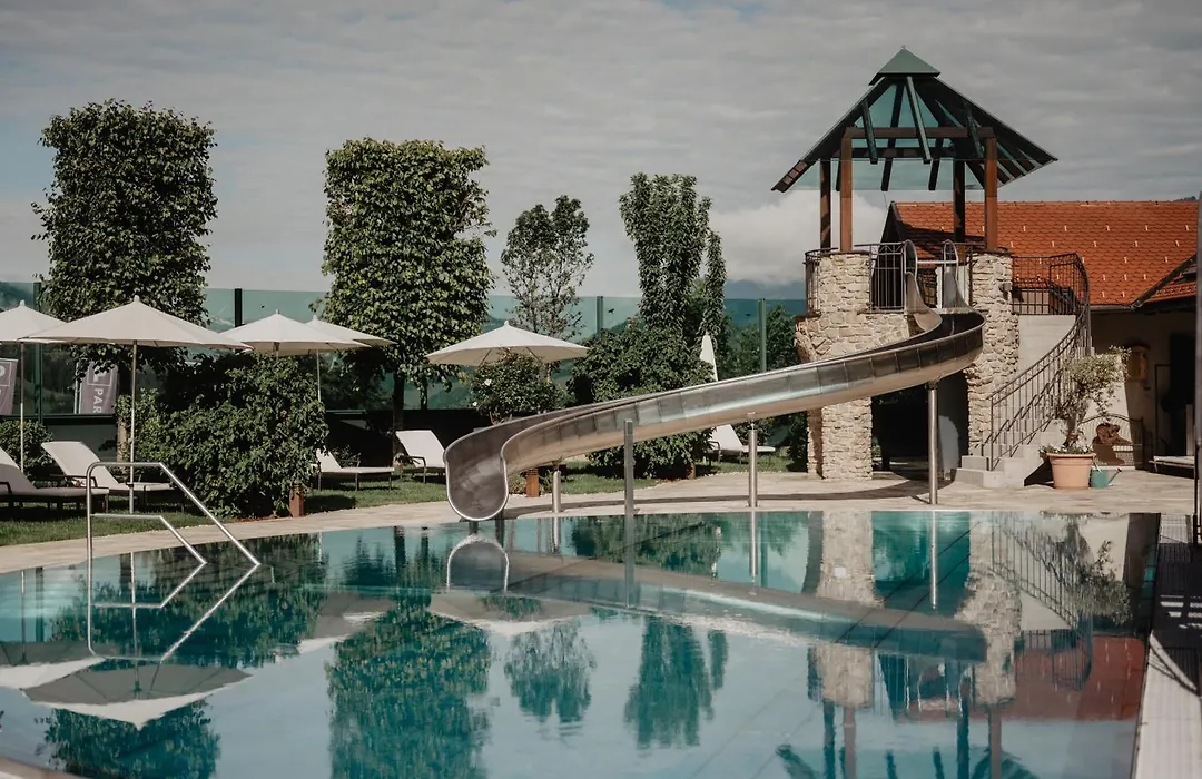 Verwöhnhotel Berghof-1