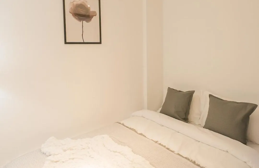 Roppongi Designer Apartment Newly Built 5 Minutes Walk To The Station-1