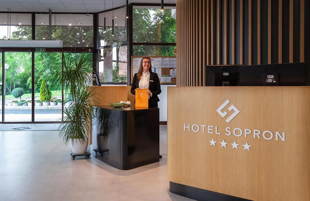 Hotel Sopron-1