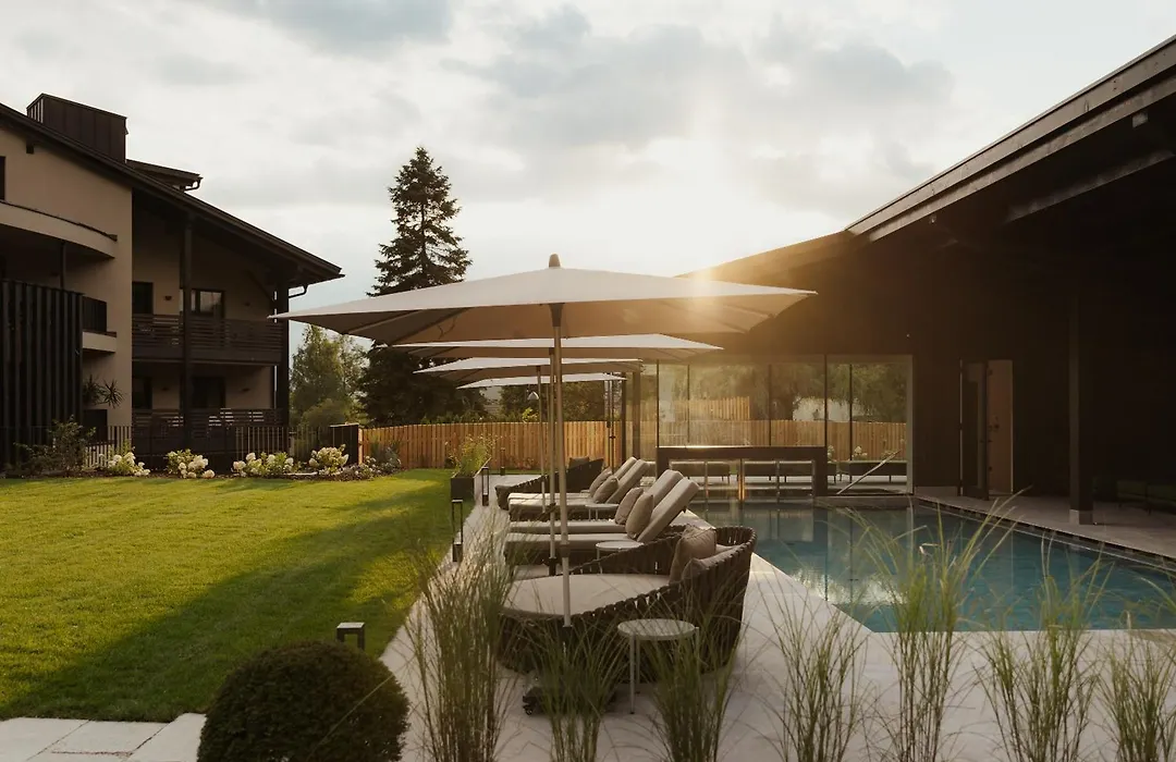 Waldrast - Forestside Living-1
