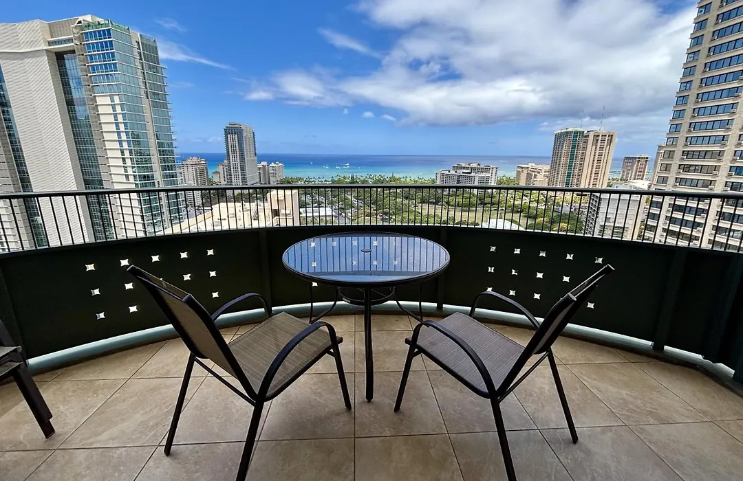 Breathtaking Ocean View 2-Bedroom Lk Condo-1