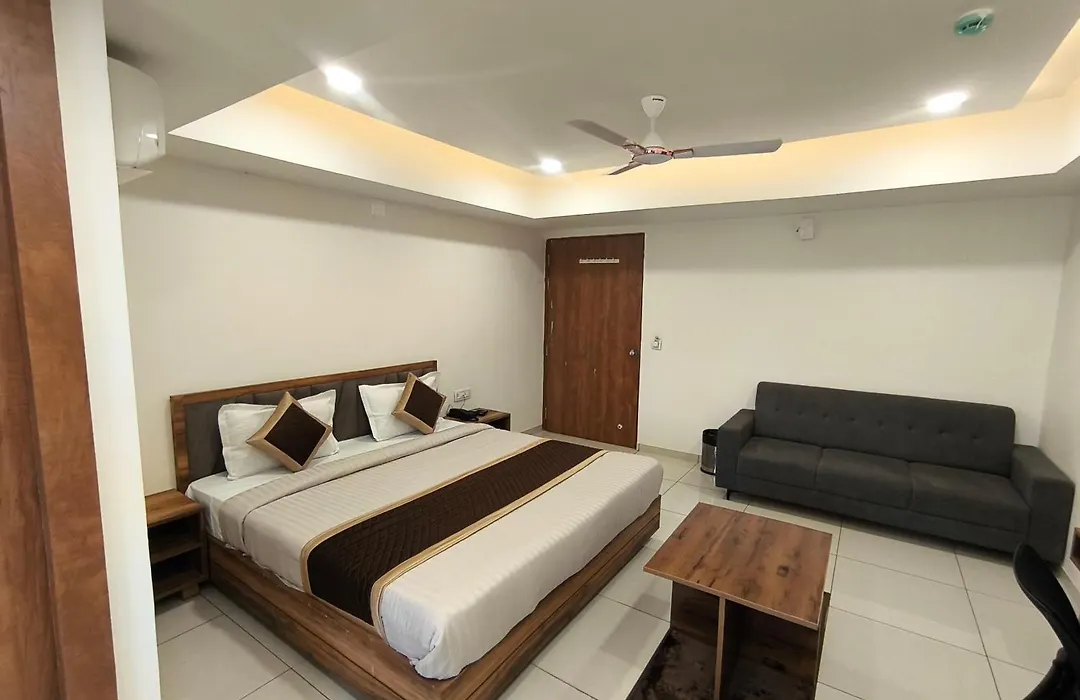 Hotel Shree Ji-1