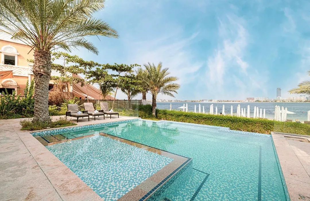 Juliushomes - 5Br Villa With Pool In Palm Jumeirah-1