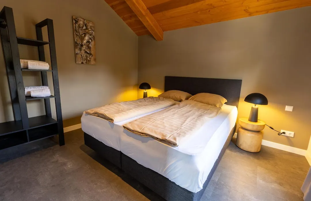 Valkse Hoeve mit Sauna&Hottub | 6 Personen-1