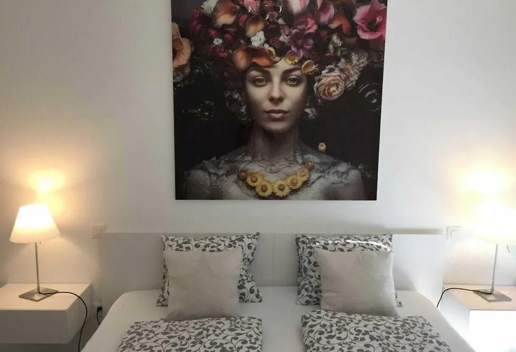 1-Bedroom Holiday Apartment-1