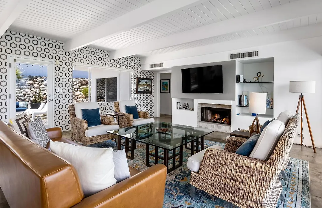 Hilltop Haven By Acme House Company-1
