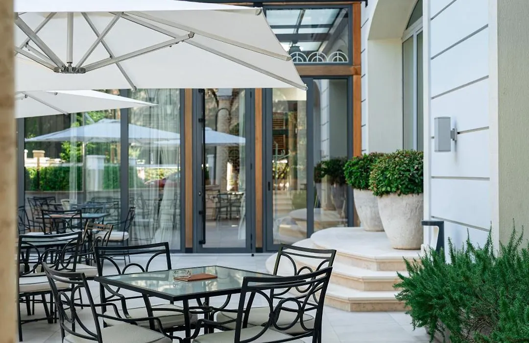 Hotel Ziya-1