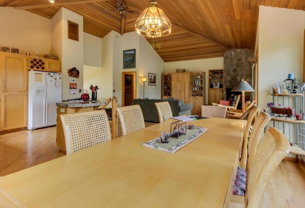 Lava Butte Lane 03 | Discover Sunriver-1