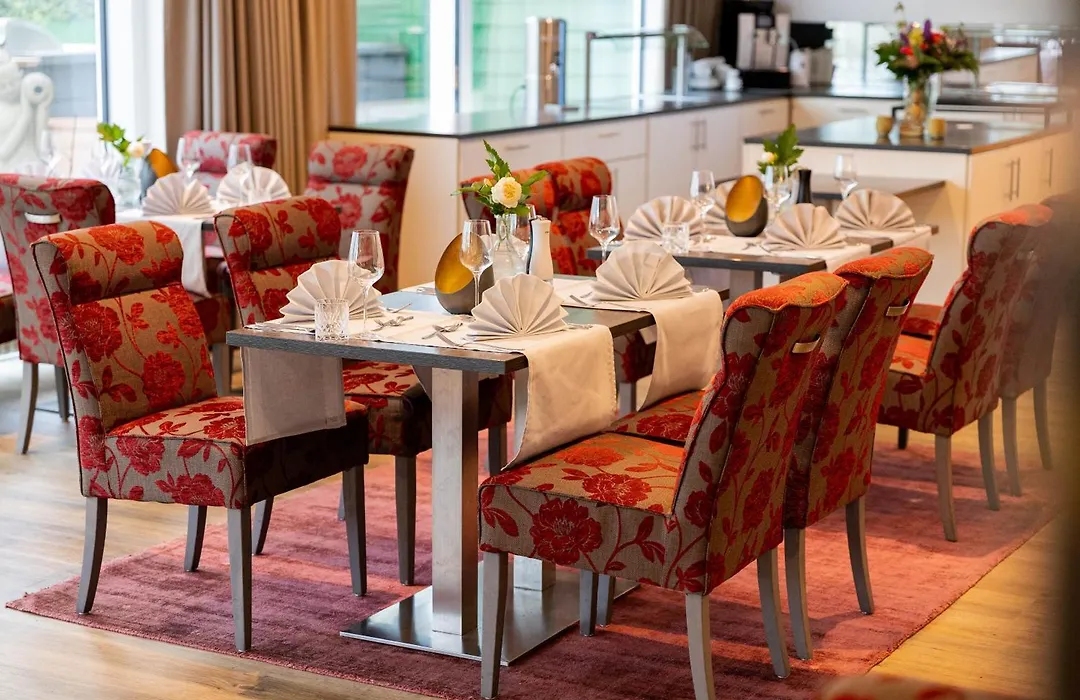 Wellness&Ayurveda Hotel Am Eichenberg-1