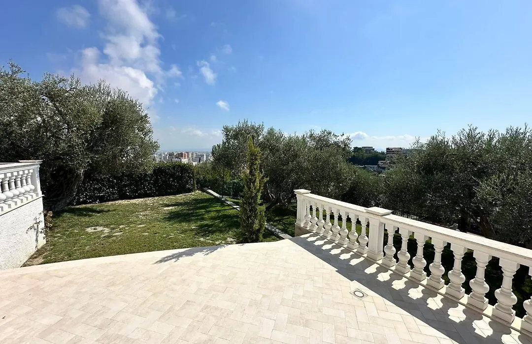 Vila Mullaj-1