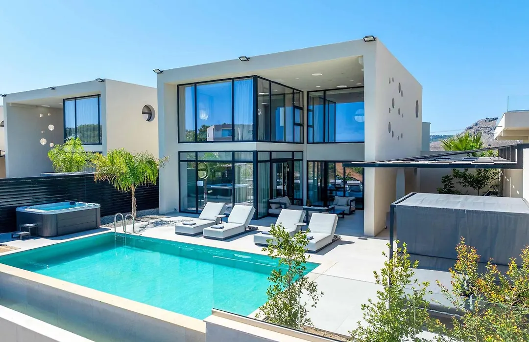 Villa Trapezia Diamond-1
