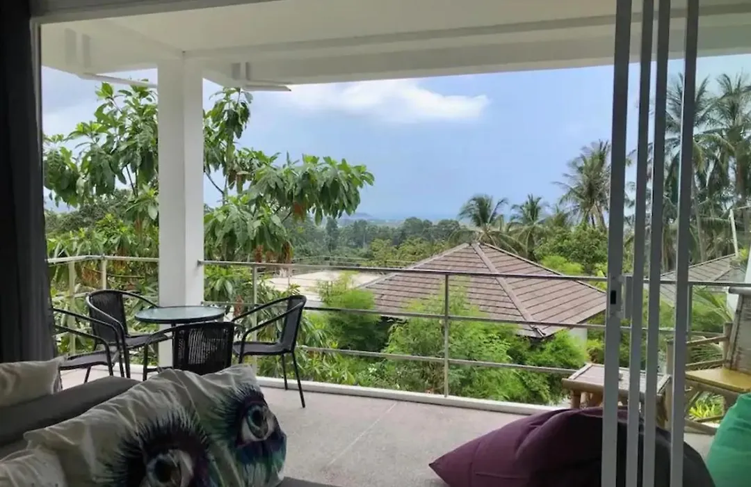 Hillside 2Br Apartment Shared Pool-1
