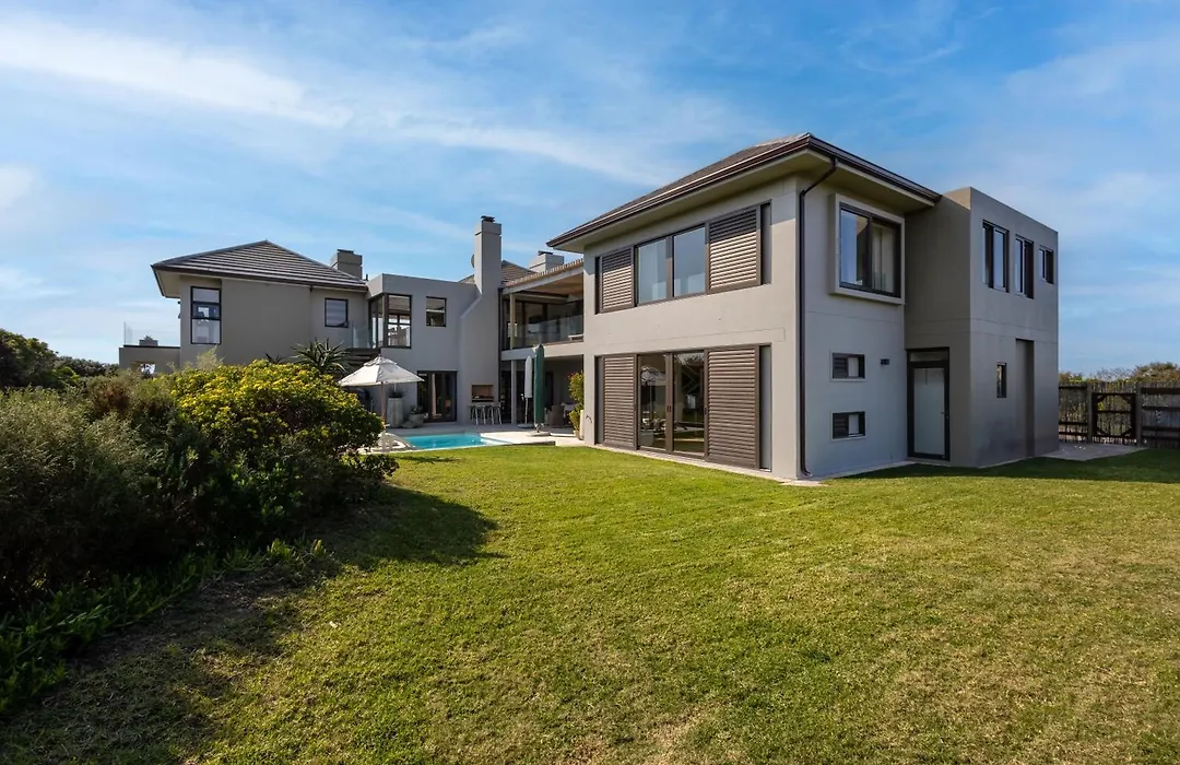 Exclusive Whale Rock 6-Bed Villa With Ocean Views-1