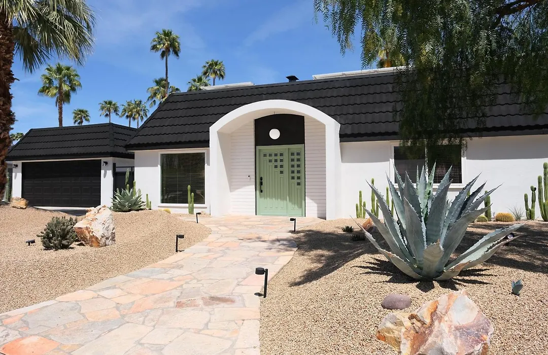 Arch House-1