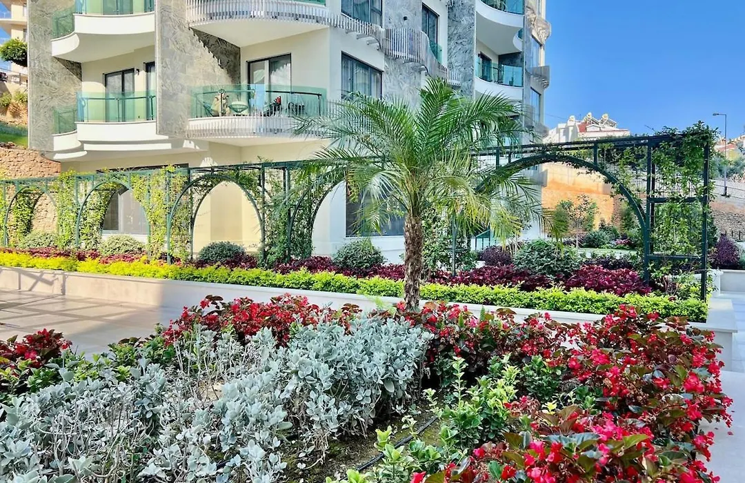 Квартира В 150М От Моря, Тосмур-1
