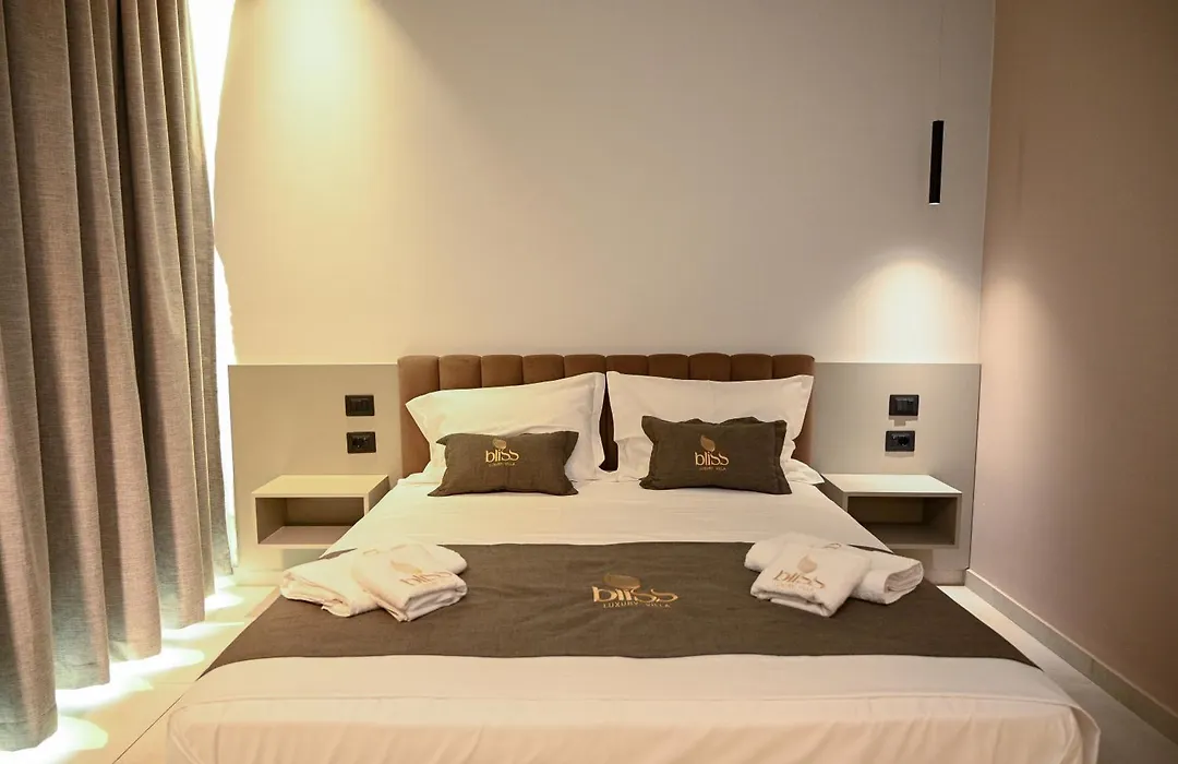 Bliss Luxury Villa-1