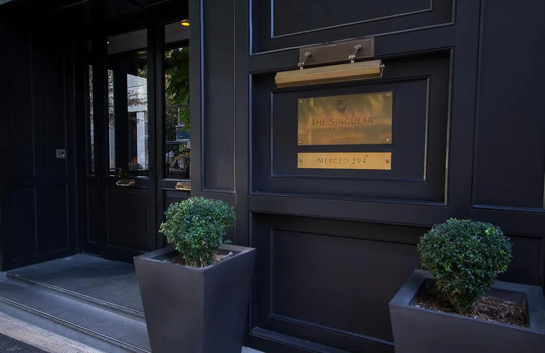 The Singular Santiago-1