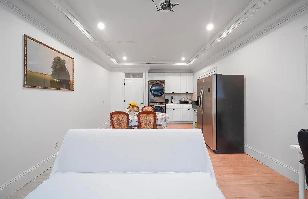 Guest suite in Richmond-1