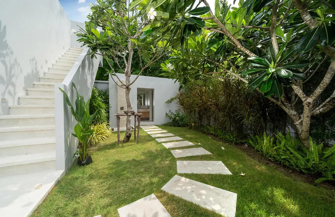 Luxury 4Br Pool Villa Botanica Bangtao Beach-1