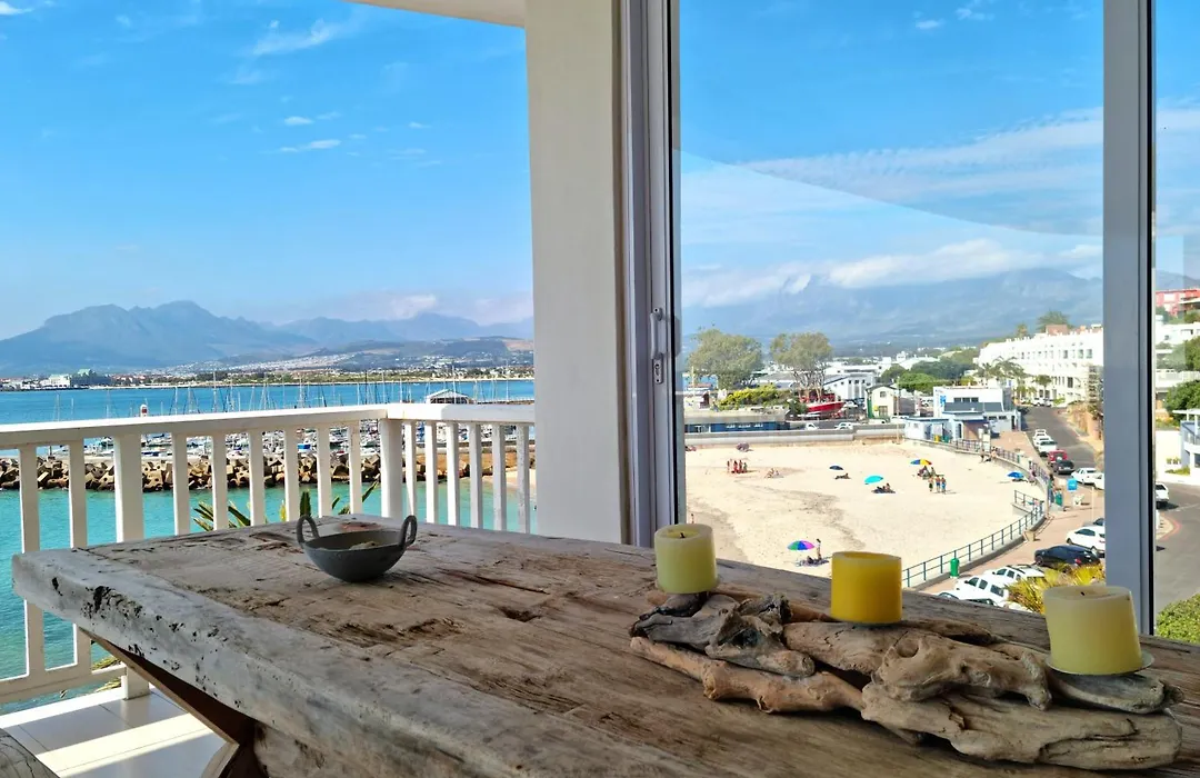 Penthouse On The Beach, Jacuzzi With 3 Bedrooms-1