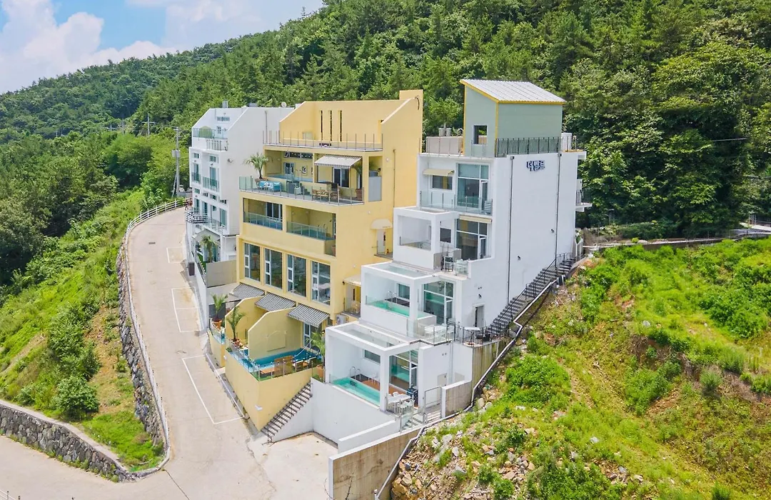 Yeosu The Belle 101 Pool Villa-1