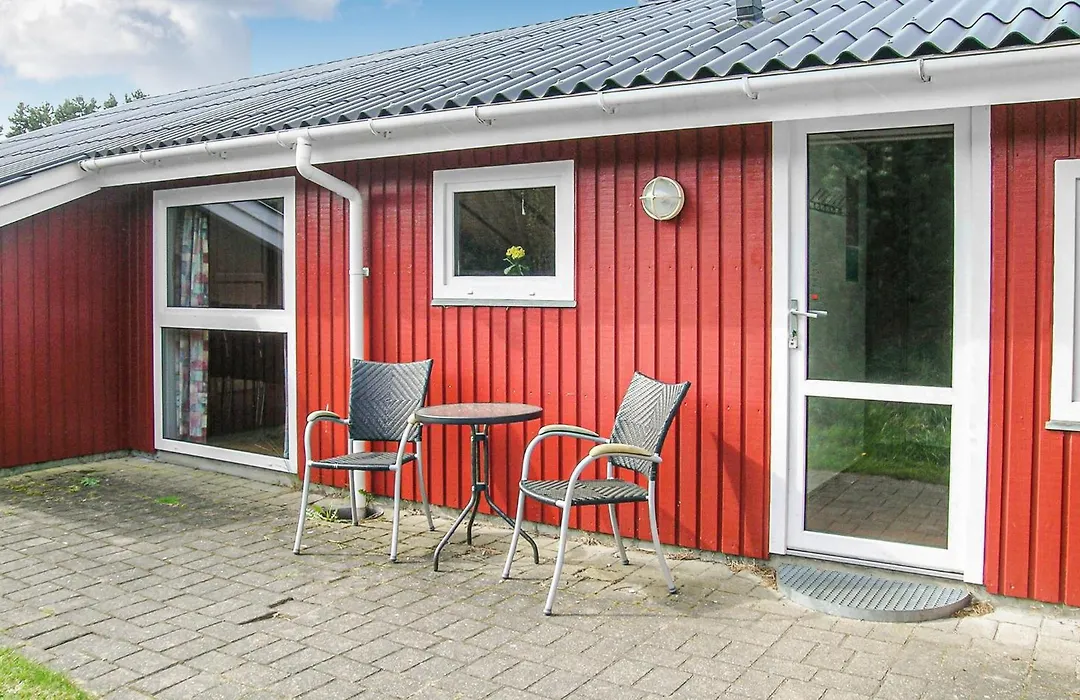 3 Bedroom Lovely Home In Jerup-1